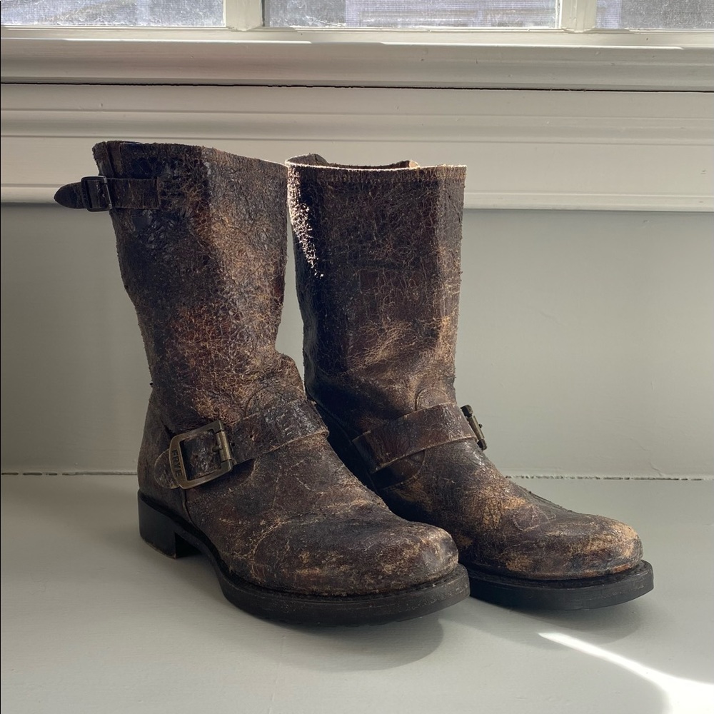 Veronica Distressed Frye Boots Short Great Condition Size 7 Moto